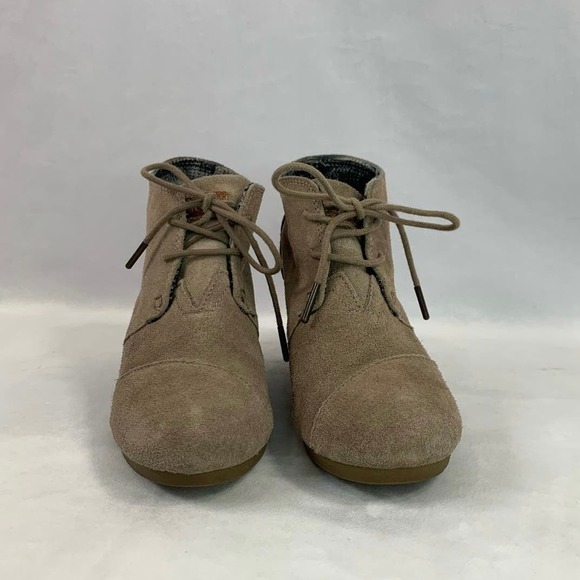 TOMS Desert Wedge Khaki Tan Suede Leather Booties Flannel Lined Size 6 W‎ - Picture 4 of 11